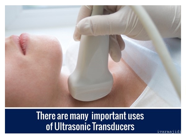 کاربرد ترنسدیوسر در پزشکی،تصویر یک دستگاه ترنسدیوسر که گلوی بیماری را تست می کنند,transducer